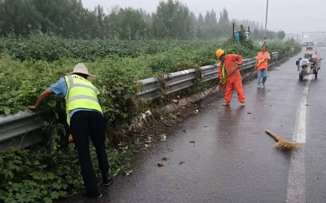 庆云公路分中心：积极应对强降雨天气 确保道路安全畅通