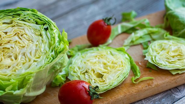 Warning to anyone with lettuce in fridge as people reminded 'eat it by midnight'